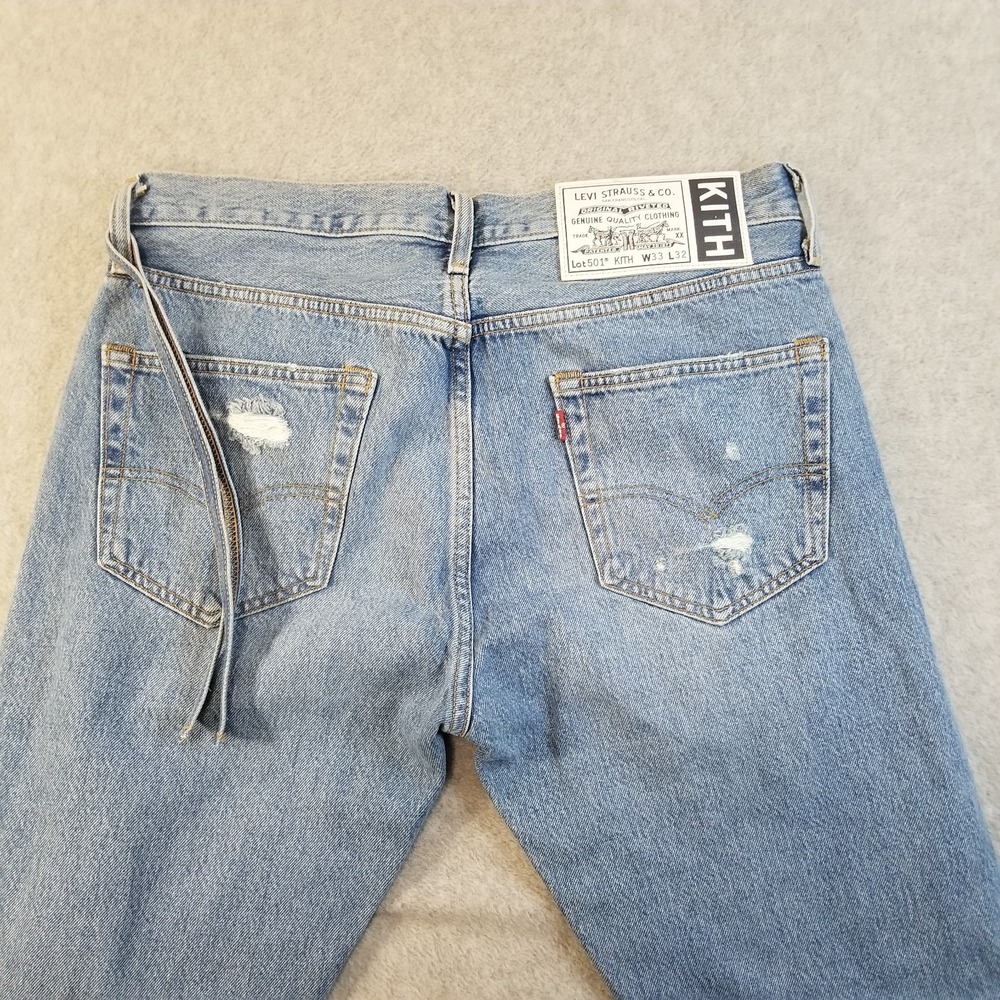 Kith Levis 501 Jeans Mens 33x32 Light Wash Distressed Ripped Button Fly Big E XX